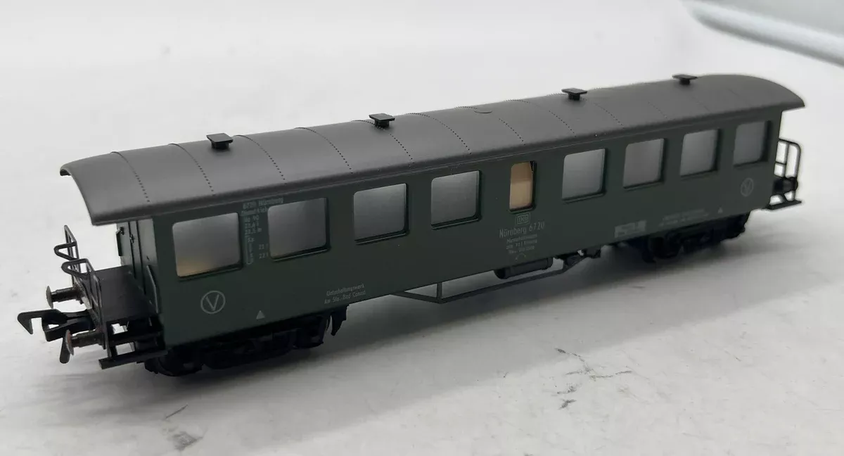 Fleischmann 6720 Nurnberg Passenger Car Deutsch Bahn DB --Western Germany HO Scale Used Excellent Damaged Box
