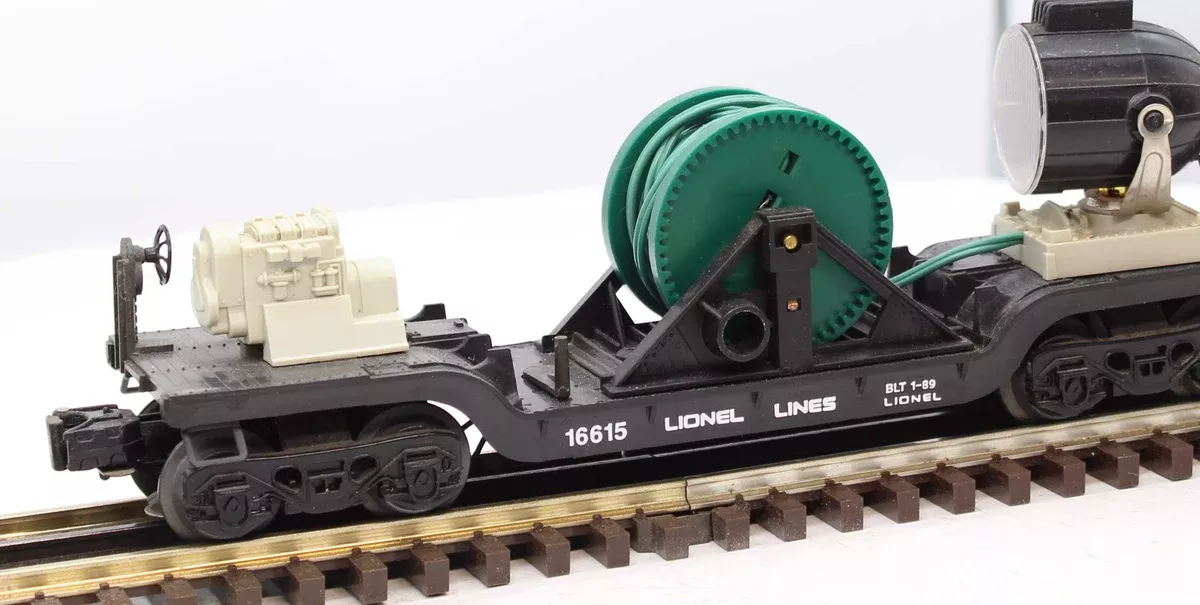 Lionel 6-16615 LIONEL LINES Extension Searchlight Car O Scale Like New